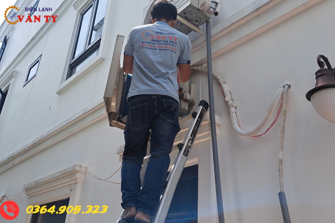 DỊCH VỤ LẮP ĐẶT MÁY LẠNH QUẬN 9