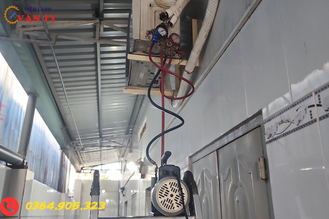 DỊCH VỤ LẮP ĐẶT MÁY LẠNH QUẬN 9